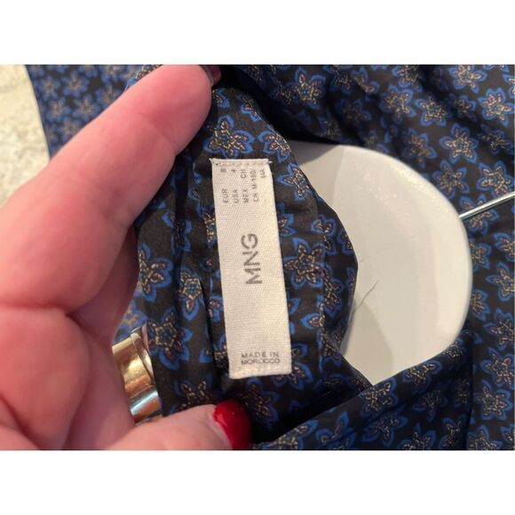 Mango Blue Satin Floral Print Button Down Shirt sz 4 EUC - Picture 6 of 8